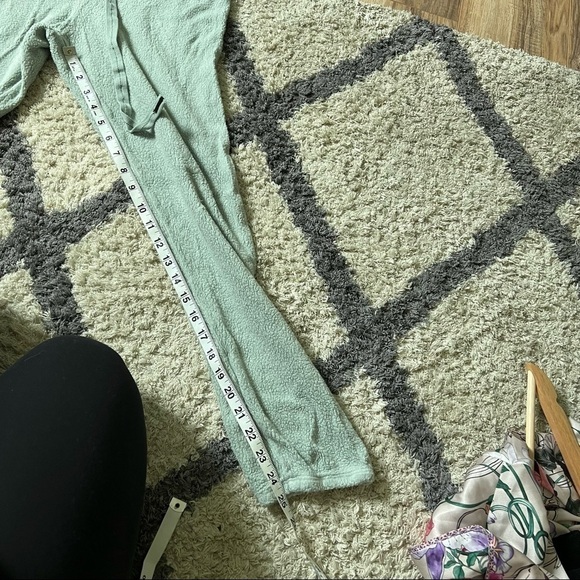 NWT Anthropologie Stateside Tawny Sherpa Fleece Joggers - Picture 10 of 13